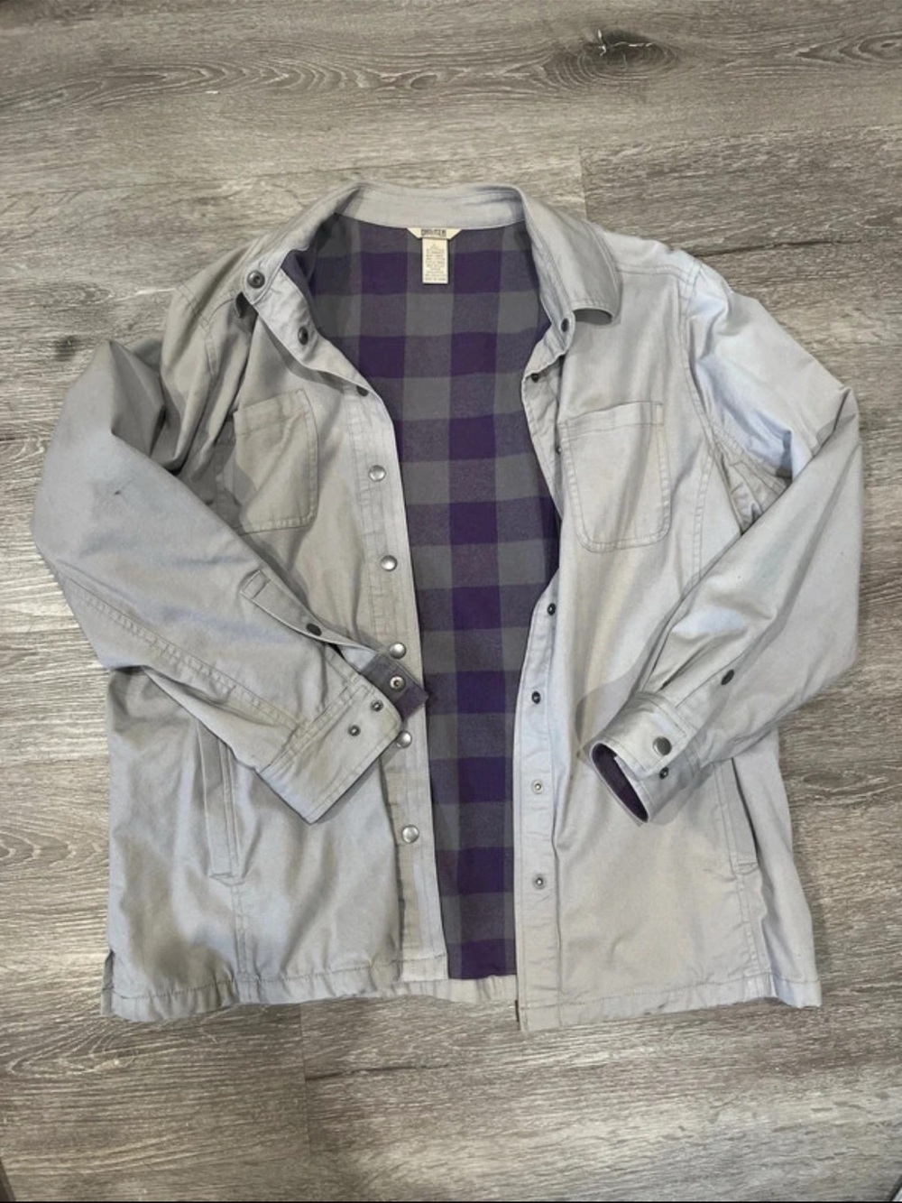Duluth Trading Co Light Gray Jacket with Purple Plaid Lining